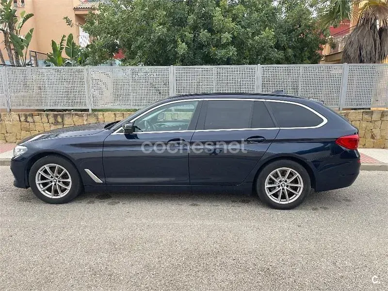 Usado BMW 520 190 CV (139 kW) 2017 Negro Familiar