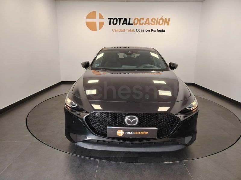 Usado Mazda 3 122 CV (89 kW) 2021 Negro Berlina