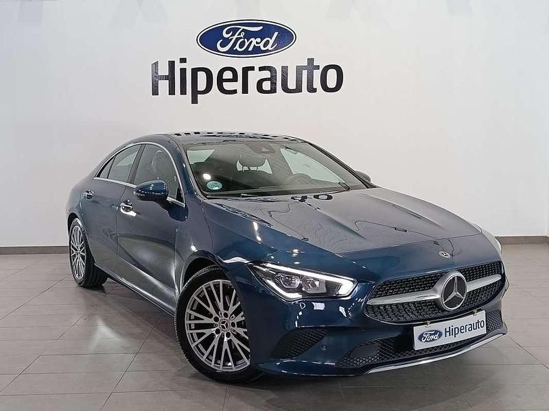 Usado Mercedes CLA180 136 CV (100 kW) 2021 Azul Berlina