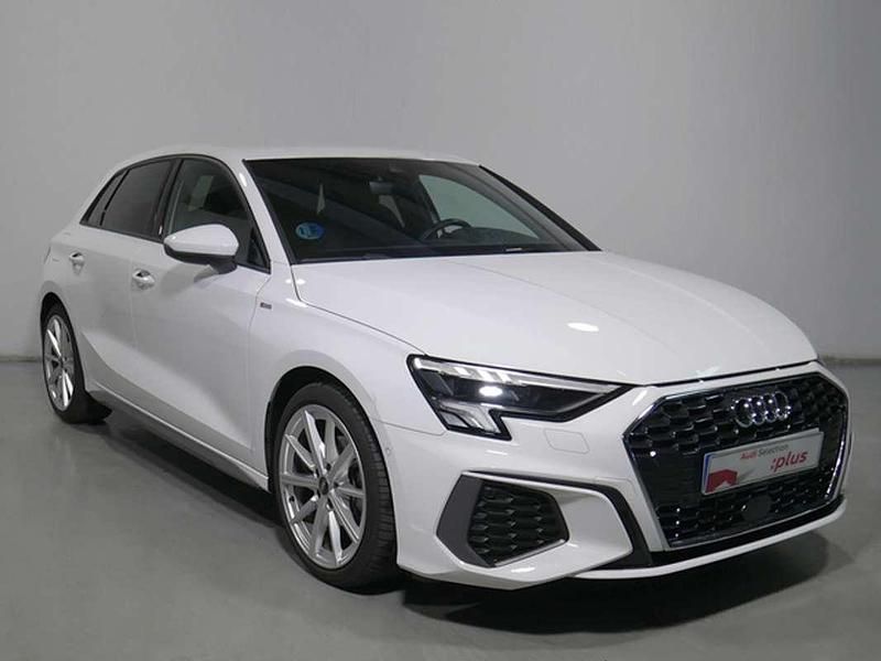Usado Audi A3 Sportback 150 CV (110 kW) 2023 Blanco Utilitario
