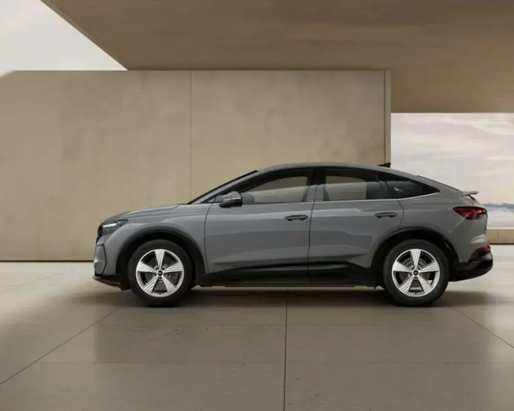 Nuevo Audi Q4 Sportback e-tron Business 150 kW (204 CV) 2026 Gris SUV
