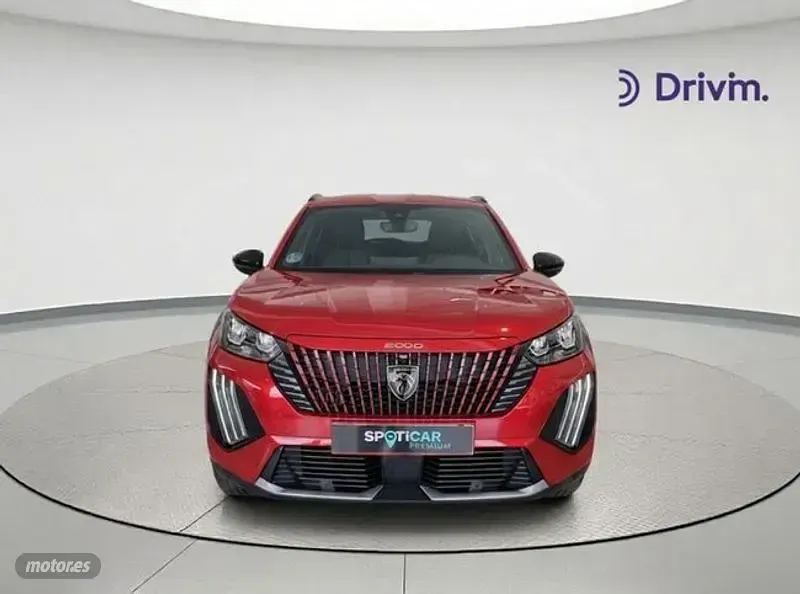 Usado Peugeot 2008 GT 135 CV (99 kW) 2025 Rojo SUV
