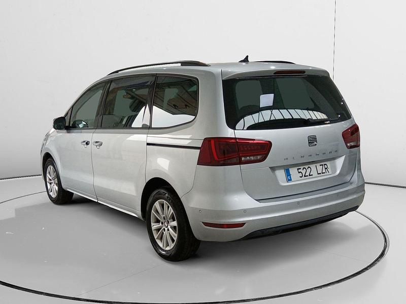 Usado Seat Alhambra Style 150 CV (110 kW) 2022 Gris Monovolumen