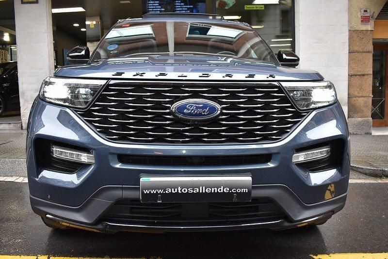 Usado Ford Explorer ST-Line 457 CV (336 kW) 2021 Infiniti blue SUV