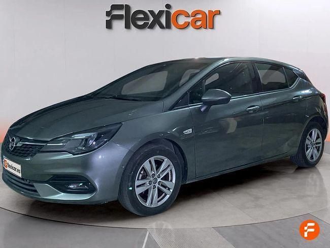 Usado Opel Astra 110 CV (80 kW) 2020 Gris Berlina