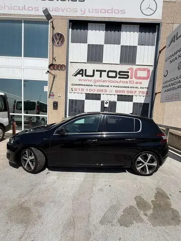 Usado Peugeot 308 GTi 179 CV (131 kW) 2015 Negro Berlina