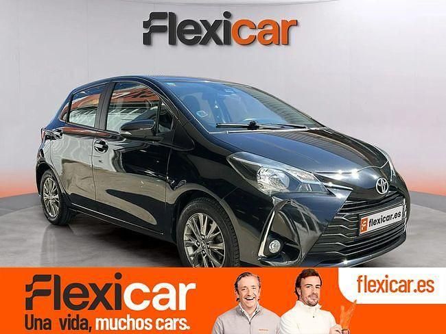 Negro Usado 2019 Toyota Yaris Active Utilitario | 11.490 € (Precio justo) - Imagen 1/4