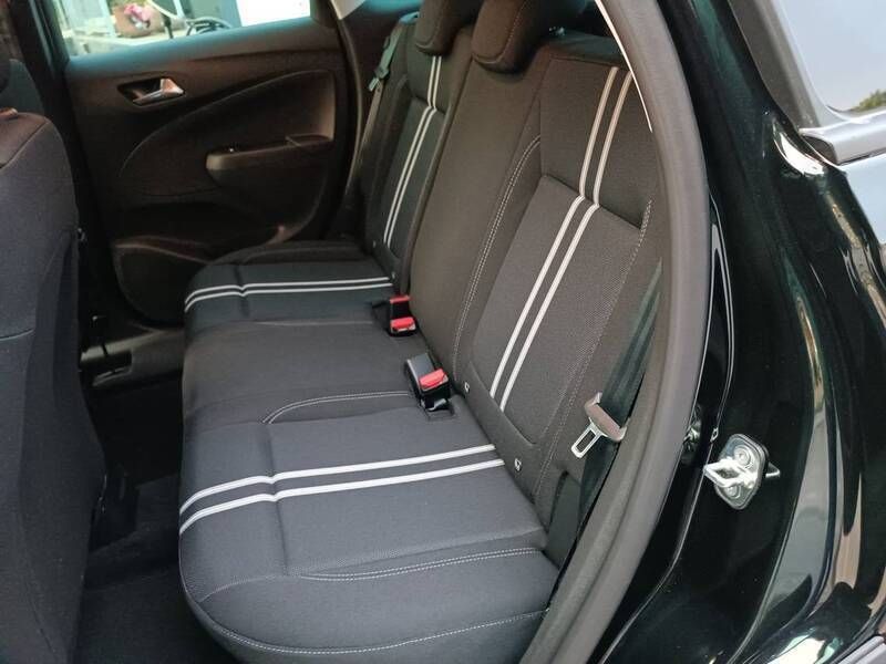 Usado Opel Crossland Elegance 110 CV (80 kW) 2023 Negro SUV