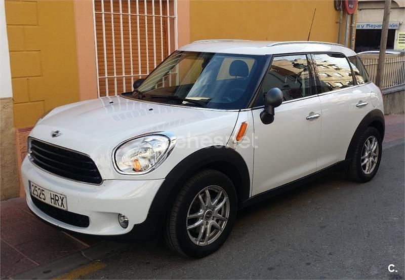Blanco Usado 2013 Mini One D Countryman SUV | 7999 € (Buen precio) - Imagen 1/4