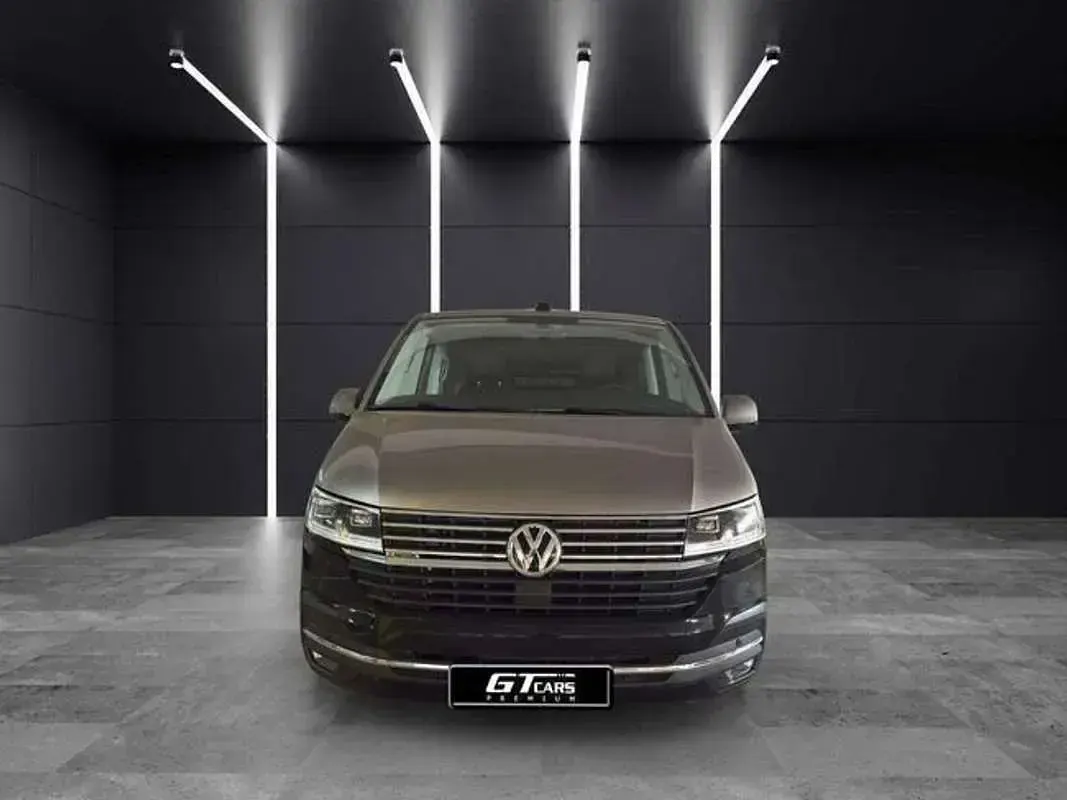 Usado VW Multivan 204 CV (150 kW) 2022 Gris Monovolumen