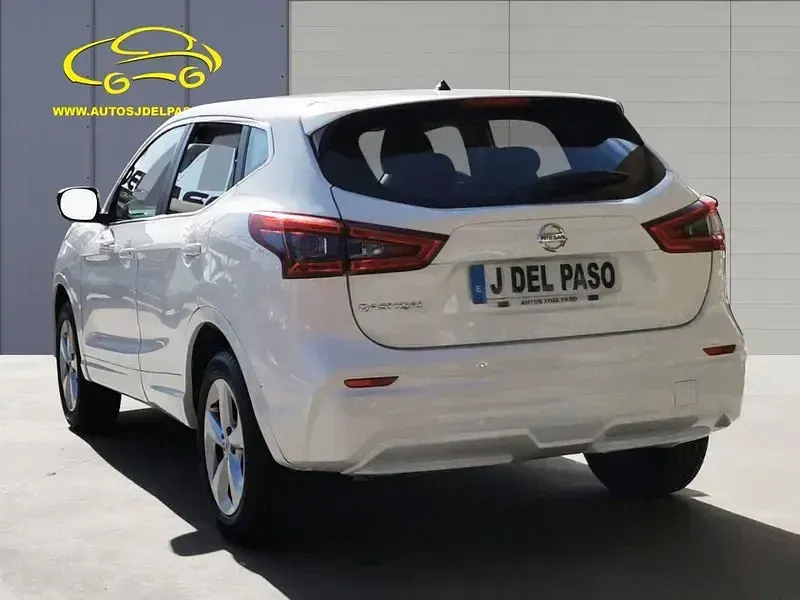 Usado Nissan Qashqai Acenta 140 CV (102 kW) 2021 Blanco SUV