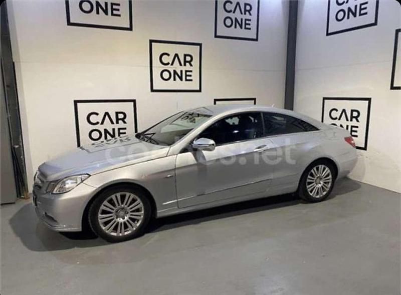 Käytetty Mercedes E250 Elegance 204 HP (150 kW) 2009 Harmaa Coupe - kaksiovinen