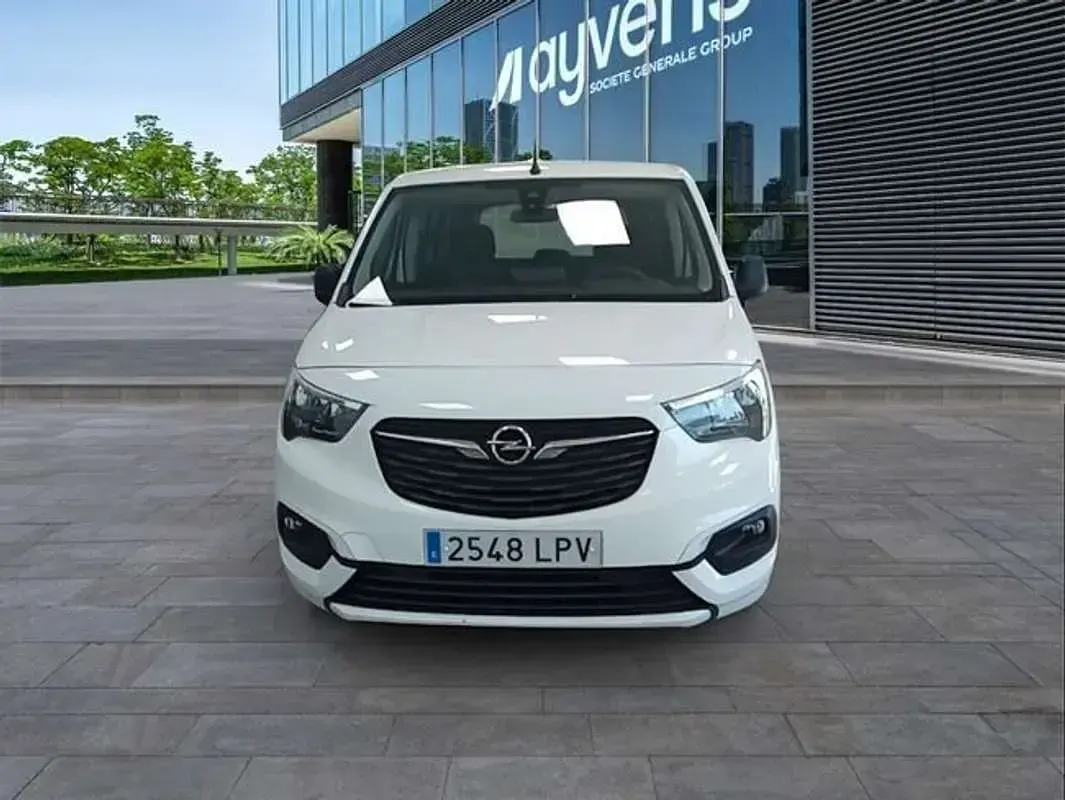 Usado Opel Combo Life Edition+ 102 CV (75 kW) 2021 Blanco Monovolumen