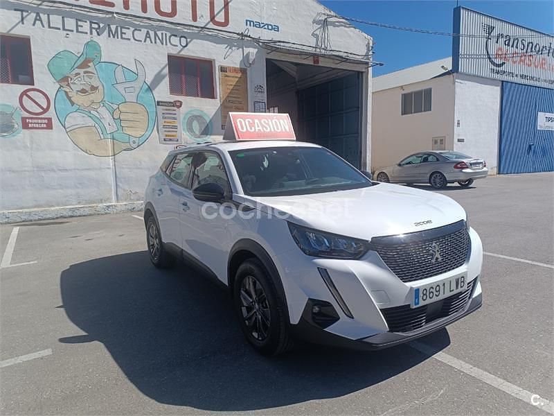Usado Peugeot 2008 Allure 110 CV (80 kW) 2022 Blanco SUV