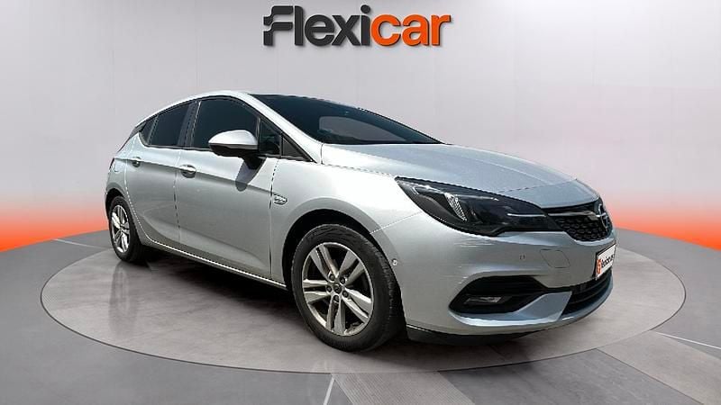 Usado Opel Astra GS Line 110 CV (80 kW) 2020 Gris Berlina