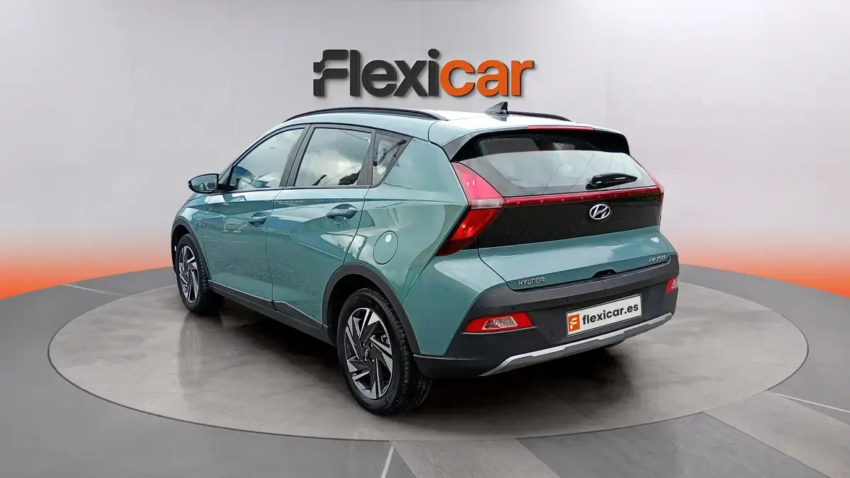 Usado Hyundai Bayon 84 CV (61 kW) 2023 Verde SUV