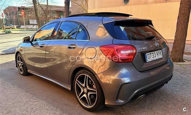 Usado Mercedes A200 AMG line 136 CV (100 kW) 2014 Gris / plata Berlina
