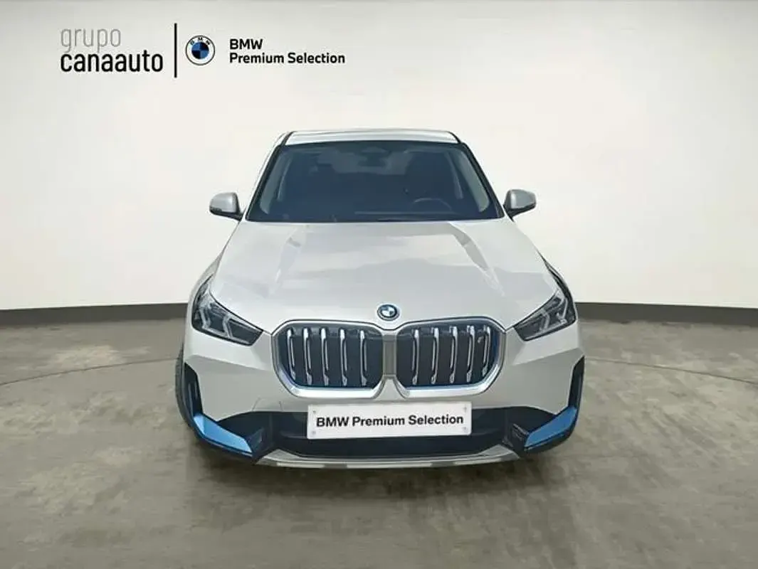 Usado BMW iX1 Comfort Edition 230 kW (313 HP) 2023 Branco SUV