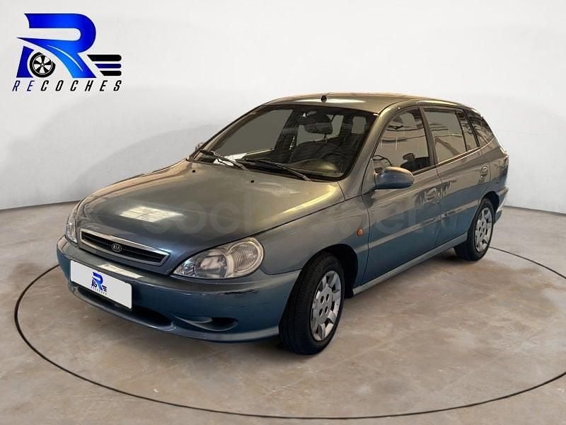 Usado Kia Rio 98 CV (72 kW) 2002 Azul Berlina