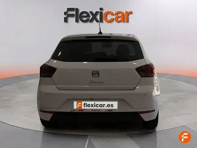 Usado Seat Ibiza XCELLENCE 115 CV (84 kW) 2024 Blanco Utilitario