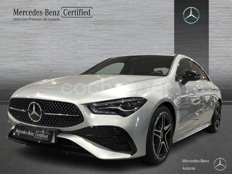 Gris / plata Usado 2024 Mercedes CLA200 Berlina | 38.950 € (Precio justo) - Imagen 1/4