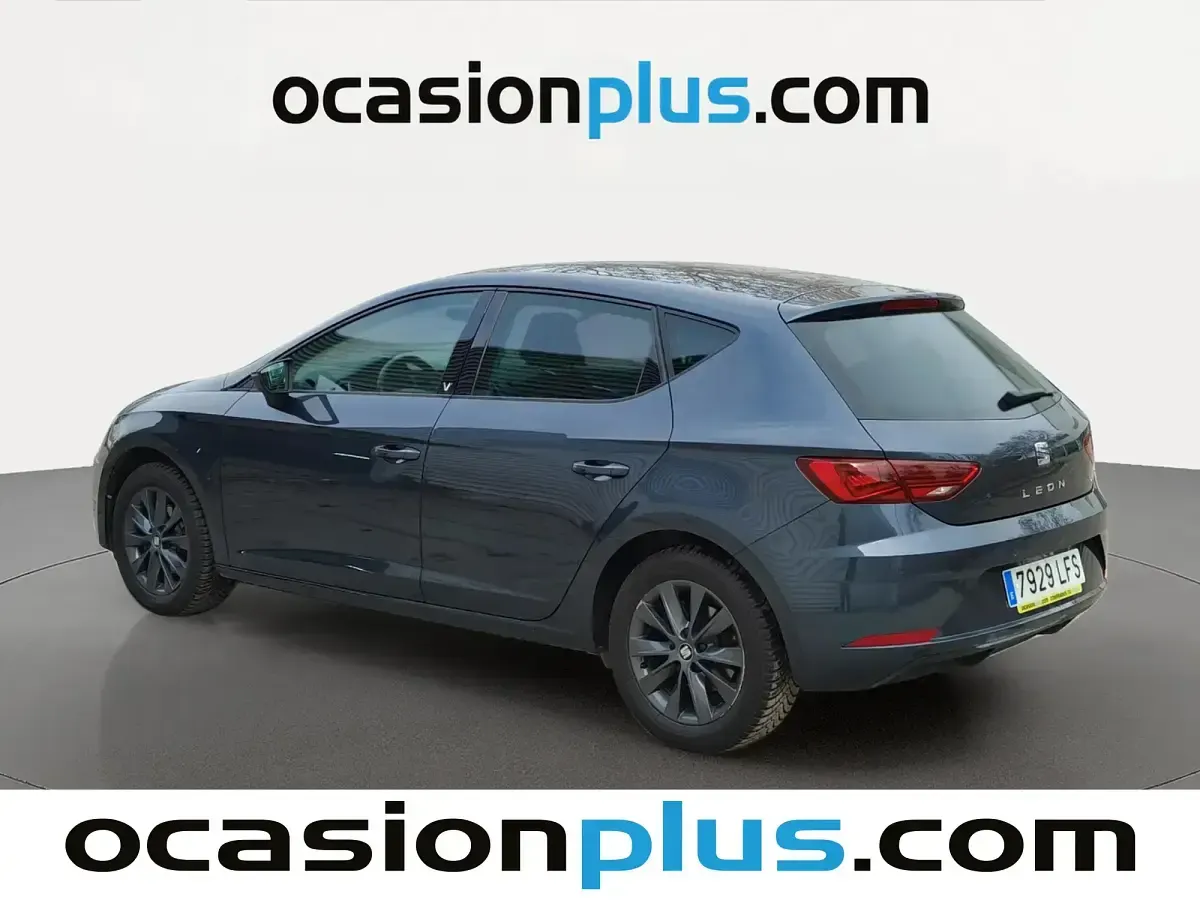 Usado Seat Leon Style 115 HP (84 kW) 2020 Cinzento