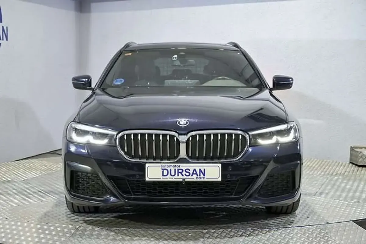Usado BMW 530e Comfort Edition 292 CV (214 kW) 2021 Azul Familiar