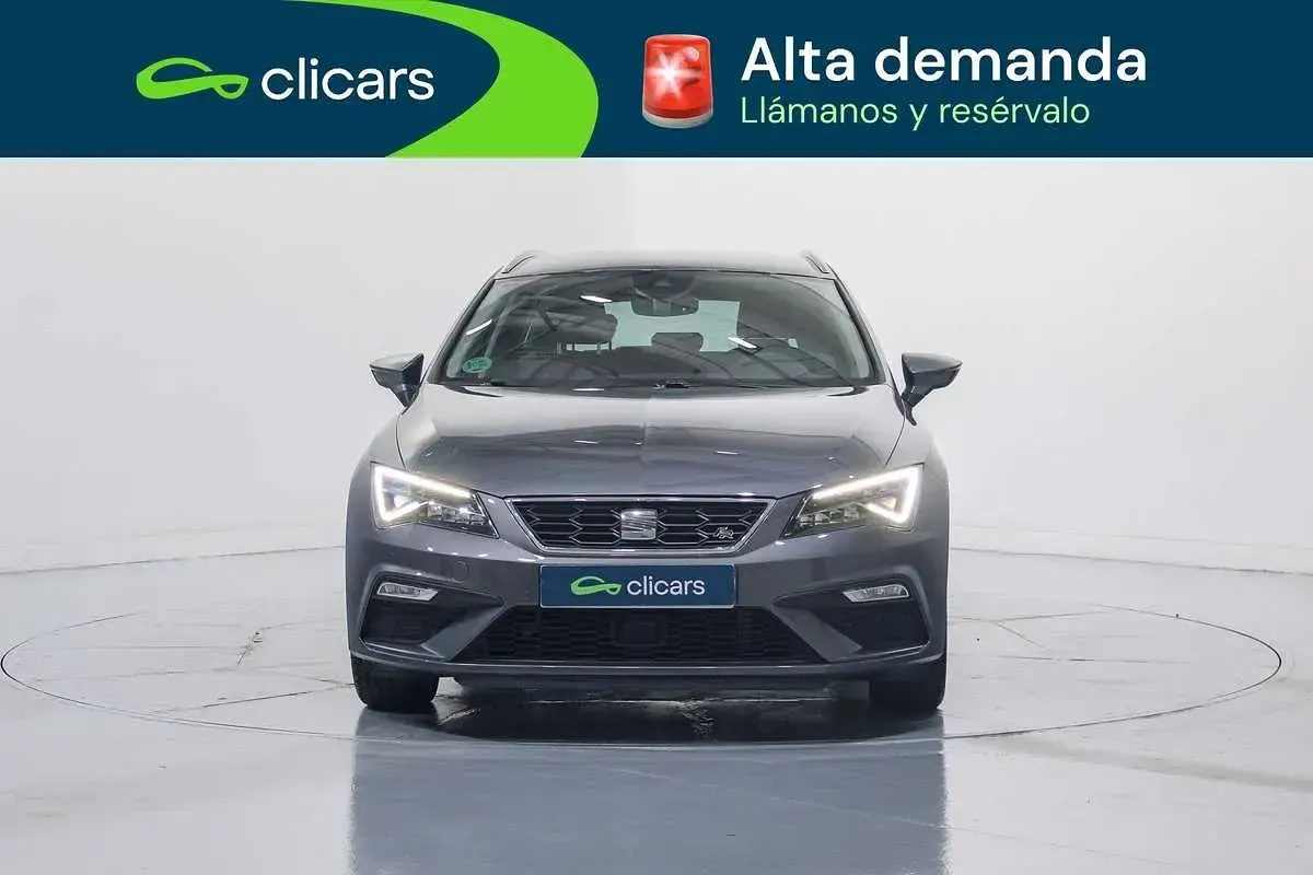 Usado Seat Leon ST FR 150 CV (110 kW) 2017 Gris Familiar