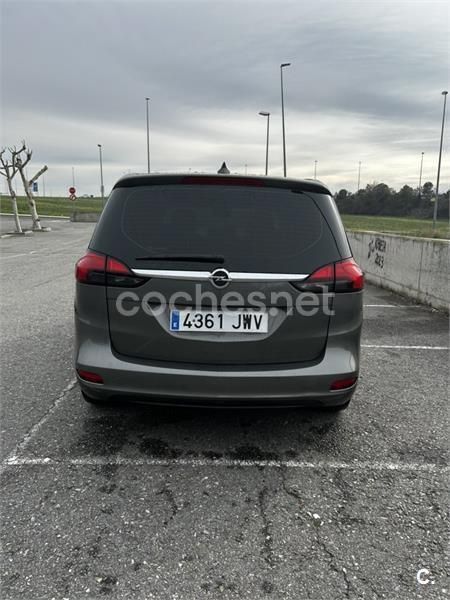 Usado Opel Zafira Selective 134 HP (98 kW) 2017 Monovolume