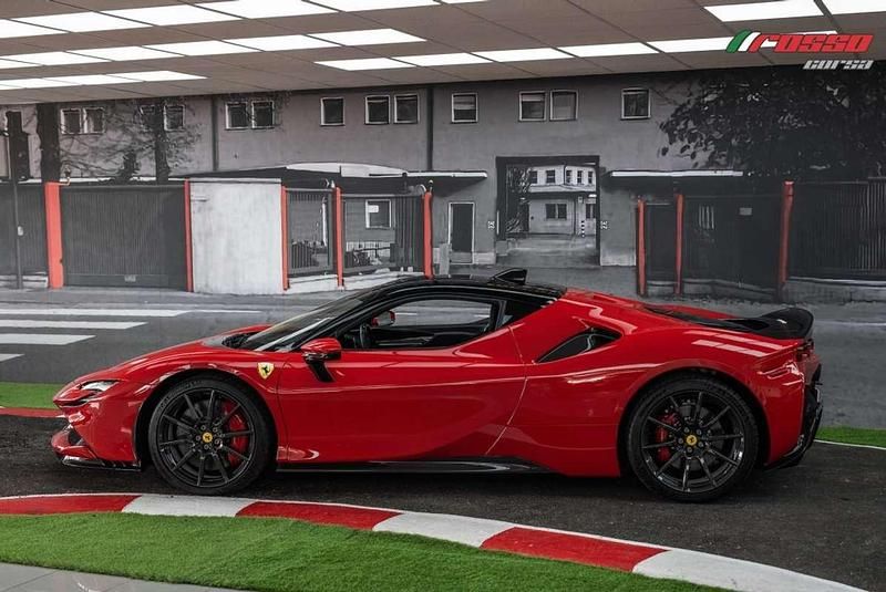 Usado Ferrari SF90 1001 CV (736 kW) 2022 Rojo Coupe