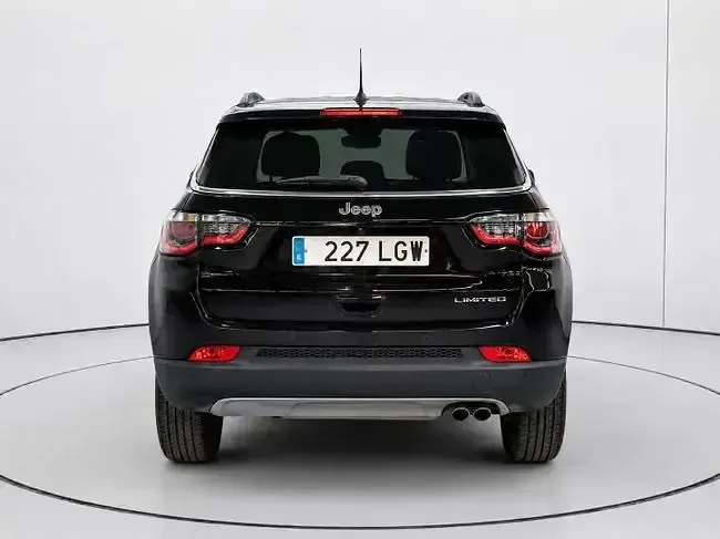 Usado Jeep Compass Limited 140 CV (102 kW) 2020 Negro SUV