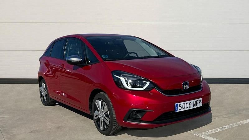 Usado Honda Jazz Executive 109 CV (80 kW) 2023 Rojo Utilitario