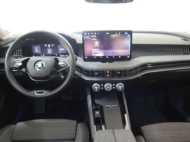 Usado Skoda Octavia 150 CV (110 kW) 2025 Azul Familiar