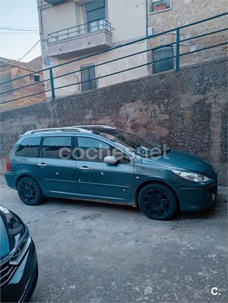 Gris / plata Usado 2005 Peugeot 307 Familiar | 1300 € (Precio justo) - Imagen 1/4