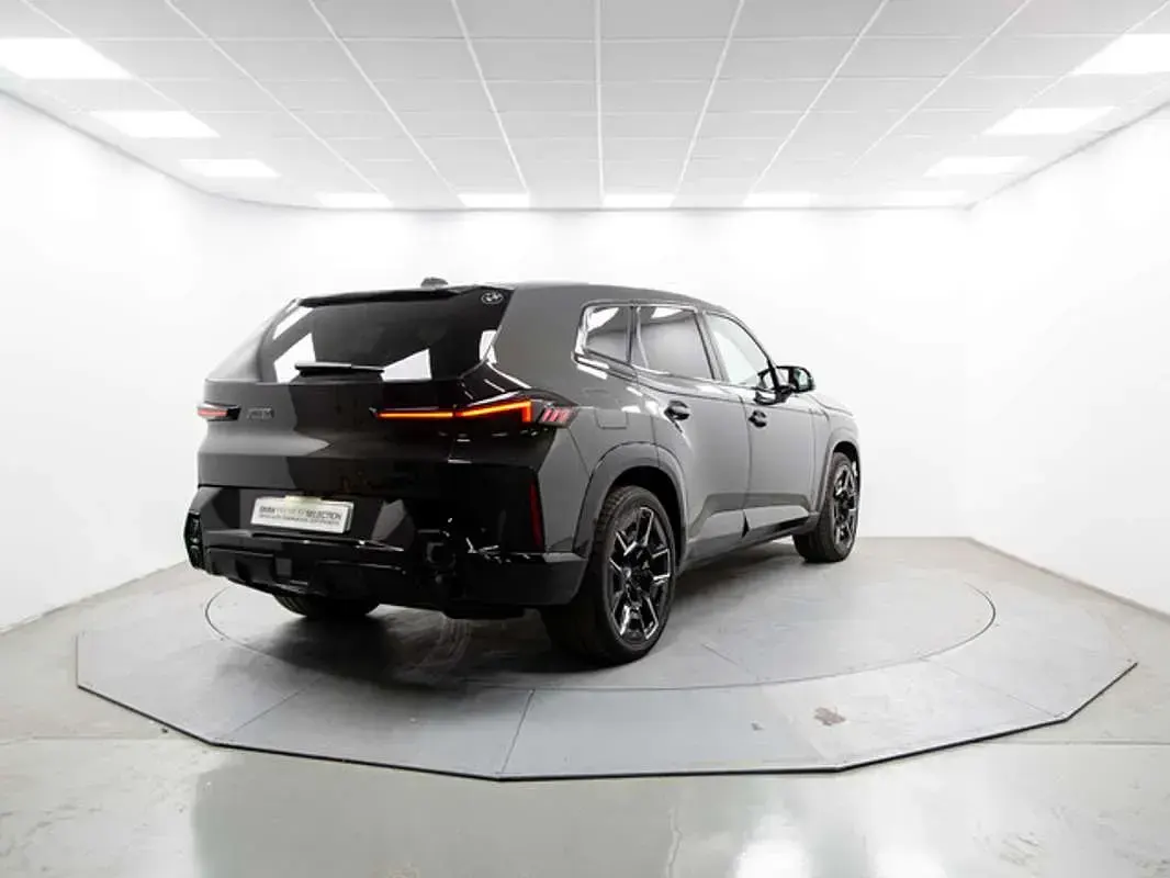 Nuevo BMW XM 313 CV (230 kW) 2026 Gris SUV