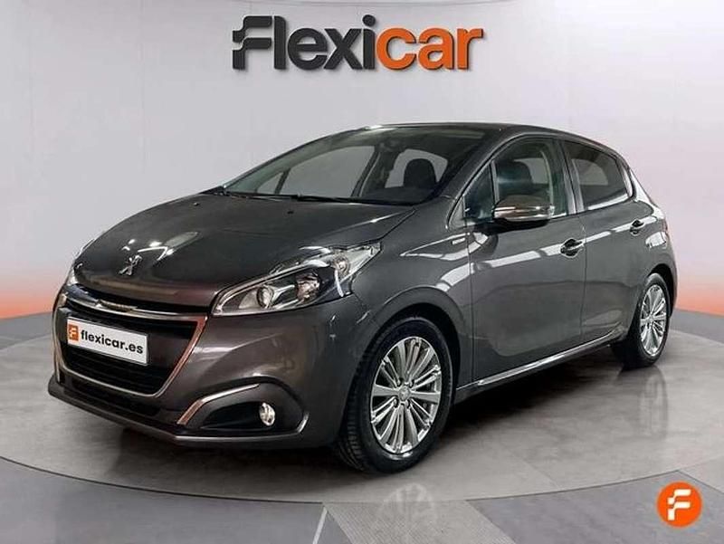 Usado Peugeot 208 Active 82 CV (60 kW) 2018 Gris Utilitario