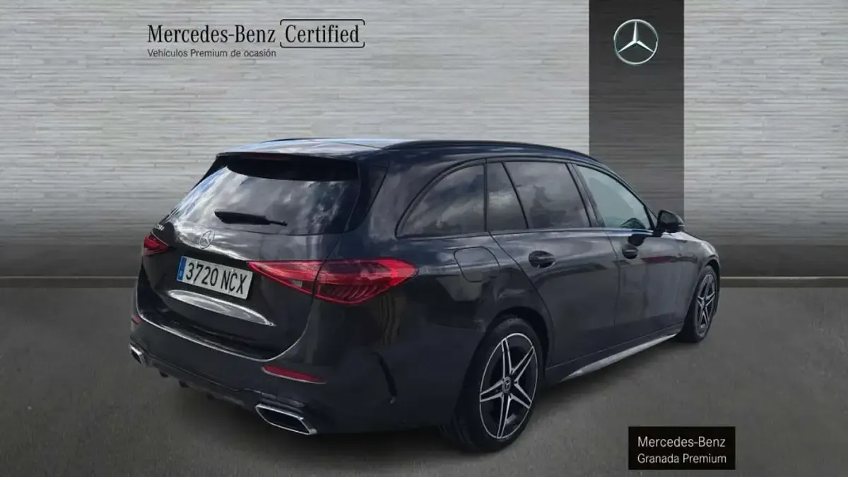 Usado Mercedes C220 197 CV (144 kW) 2025 Gris Familiar