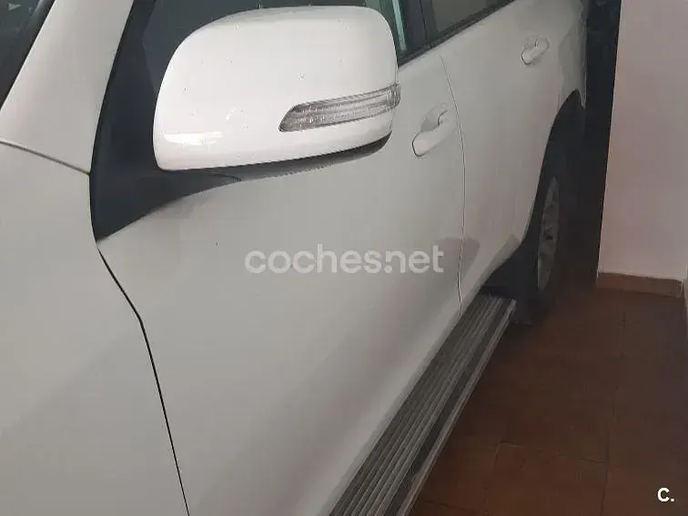 Usado Toyota Land Cruiser 190 CV (139 kW) 2012 Blanco SUV