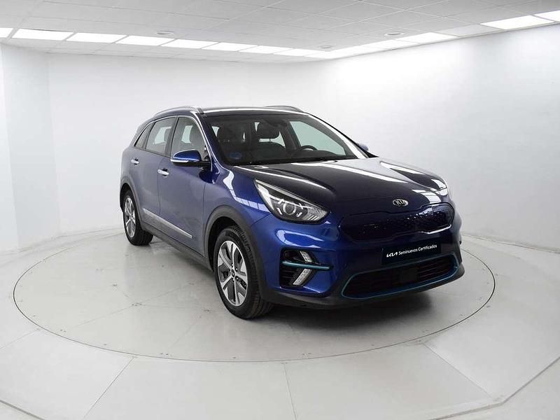 Usado Kia e-Niro 150 kW (204 CV) 2021 Azul SUV