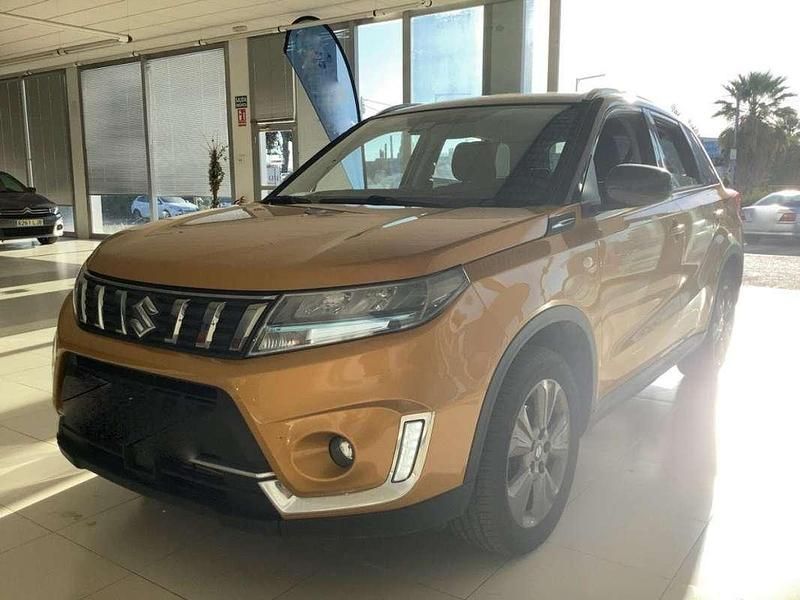 Usado Suzuki Vitara 129 CV (94 kW) 2021 Naranja SUV