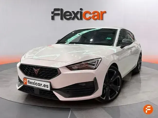 Usado Cupra Leon 204 CV (150 kW) 2022 Blanco Berlina