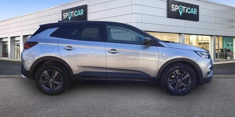 Usado Opel Grandland X Design & Tech 131 CV (96 kW) 2021 Gris SUV