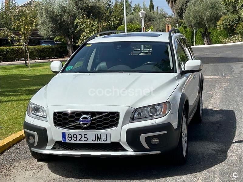 Usado Volvo XC70 Summum 181 CV (133 kW) 2016 Blanco SUV