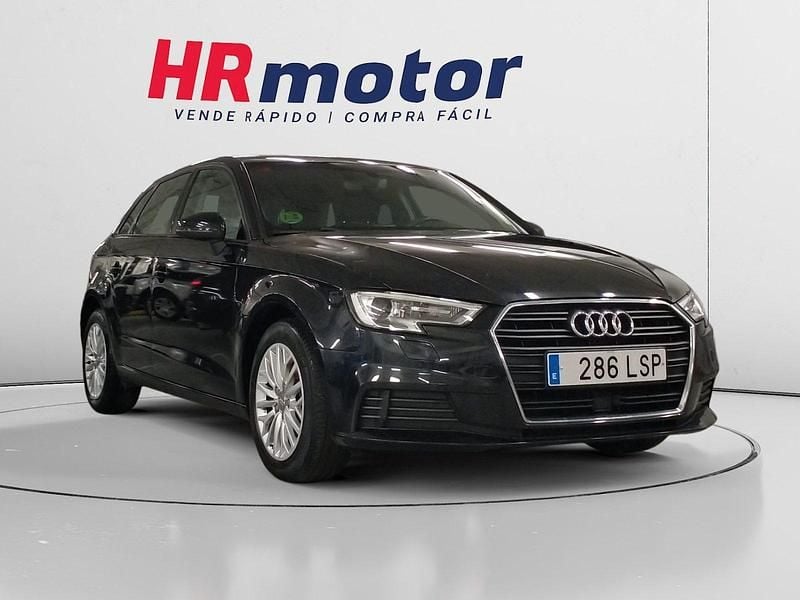 Käytetty Audi A3 111 HP (81 kW) 2016 Musta Viistoperä