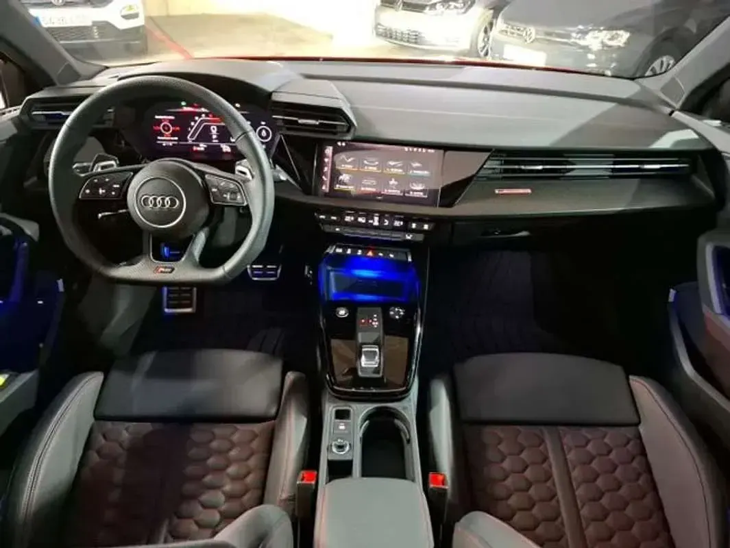 Usado Audi A3 400 CV (294 kW) 2024 Rojo Berlina