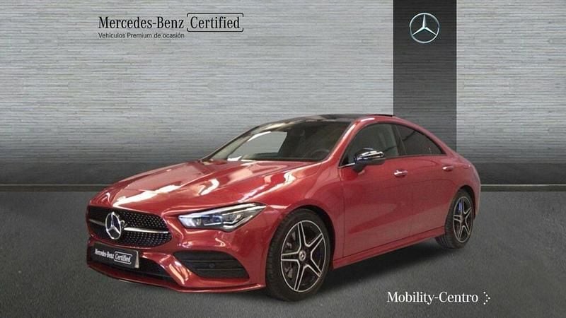 Rojo Usado 2023 Mercedes 200 Utilitario | 41.900 € (Precio justo) - Imagen 1/4