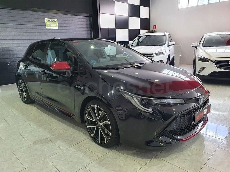 Usado Toyota Corolla Advance 180 CV (132 kW) 2019 Negro Berlina