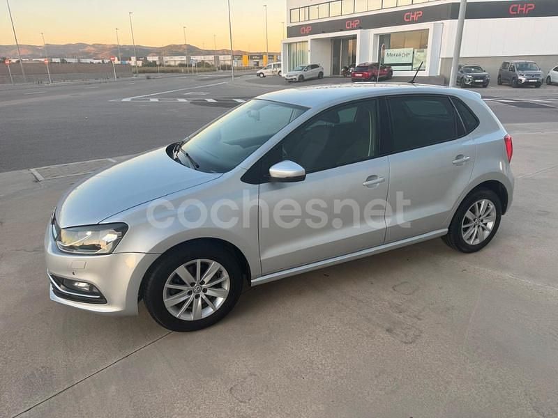 Gris / plata Usado 2016 VW Polo Advance Berlina | 7790 € (Super precio) - Imagen 1/4