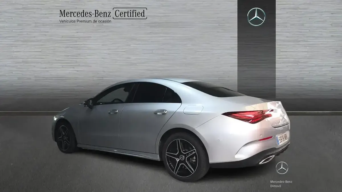 Usado Mercedes CLA250e 218 CV (160 kW) 2025 Plata hightech Berlina