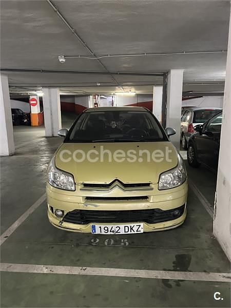 Amarillo Usado 2005 Citroën C4 Berlina | 1930 € (Precio justo) - Imagen 1/3